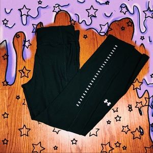 Buttery soft under armour leggings